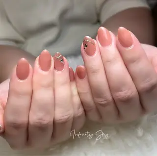 ネイル infinity skyのネイルデザイン