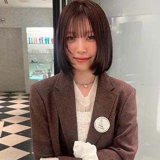 ショート カラー anna 韓国レイヤ ー/ ハッシュカットのヘアスタイル