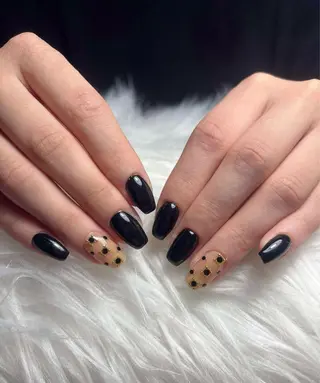 ネイル T. Leeのネイルデザイン