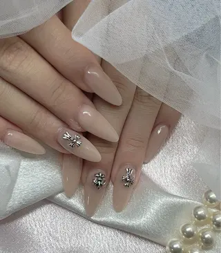 ネイル YOLO NAILのネイルデザイン