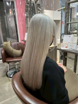 ロング カラー ヘアアレンジ スタイリスト🎀 アイリストyuikaのマツエク・マツパデザイン