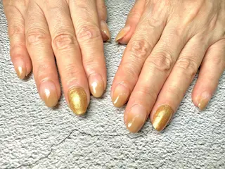 ネイル Queennail 北堀江AYAのネイルデザイン