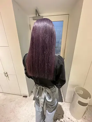 カラー MAO SHIRATOのヘアスタイル