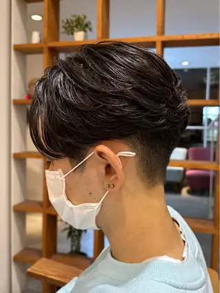 ミディアム メンズ peakshair所属・北堀江メンズパーマ 特化◎下村悠人のヘアスタイル
