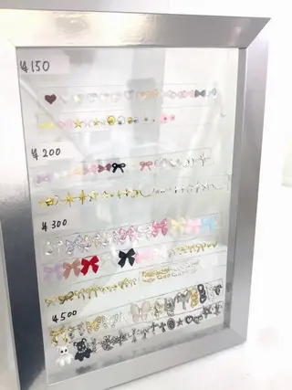 ネイル reyel Aのネイルデザイン