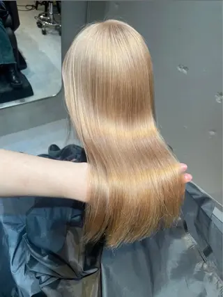 カラー hair&eye suzu🫧🤍のヘアスタイル