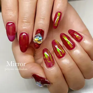 ネイル nailsalon Mirrorのネイルデザイン
