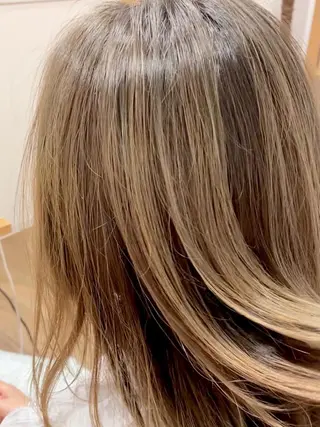 ミディアム カラー KIZU 髪質改善 オカルト怪談のヘアスタイル