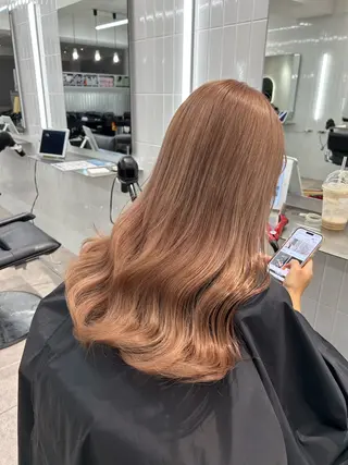 セミロング カラー ヘアアレンジ 🤍ハル🤍/モテ髪 ヘア🎀/ハイトーンのヘアスタイル