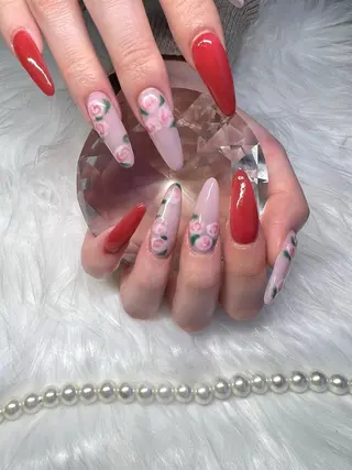 ネイル Kobayashi Komugiのネイルデザイン