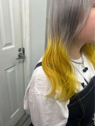 セミロング 抜け感/ワンカラー/ 明大前/桑田のヘアスタイル