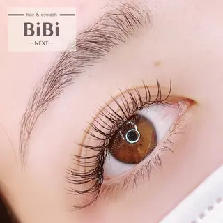 マツエク・マツパ BiBi-NEXT-所属・茂木 あゆかのヘアスタイル