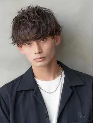 ショート メンズ 波巻きスパイラルパー マ/シャドウパーマ駿のヘアスタイル