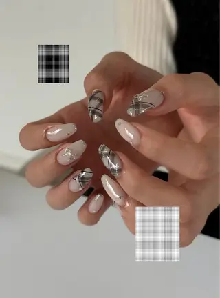 ネイル Lauum ラウームのネイルデザイン