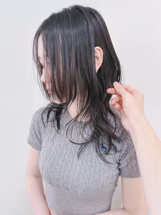 セミロング ウルフ／パーマ 🐺🌀寺門和紗のヘアスタイル