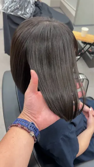 ミディアム カラー パーマ qumu 横浜所属・透明感カラー/ボブ/ 髪質改善ストレートのヘアスタイル