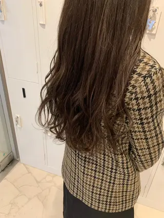 ロング カラー 髪質改善ストレート/ 東徳嶺 みくのヘアスタイル