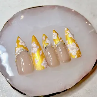 ネイル Salon Mori所属・☺︎ amiのネイルデザイン