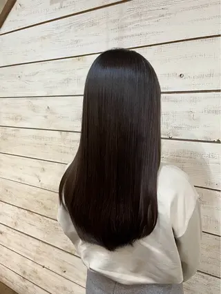 セミロング サラ艶トリートメント miyuのヘアスタイル