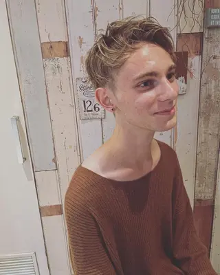 ショート 平田 秋月のヘアスタイル