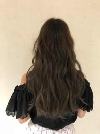 ロング カラー 小島嵩人 縮毛矯正 髪質改善のヘアスタイル
