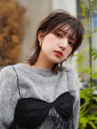 ショート カラー MISAKI🪐 縮毛矯正のヘアスタイル