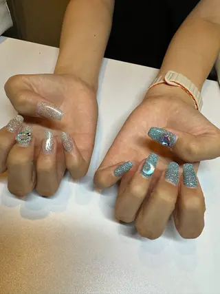 ネイル 濱岡 咲のネイルデザイン