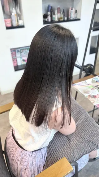 セミロング STRAAL所属・カラーモデル🩷 ゆうかのヘアスタイル