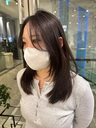 ミディアム ryona🎀 /レイヤーカットのヘアスタイル