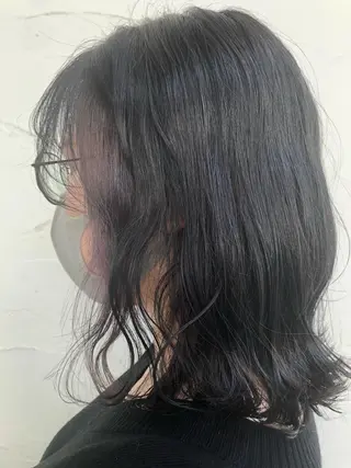 ミディアム カラー 大岩 茉愉のヘアスタイル