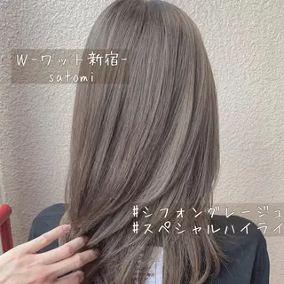 セミロング 淡色ふんわりhair 新宿satomiのヘアスタイル