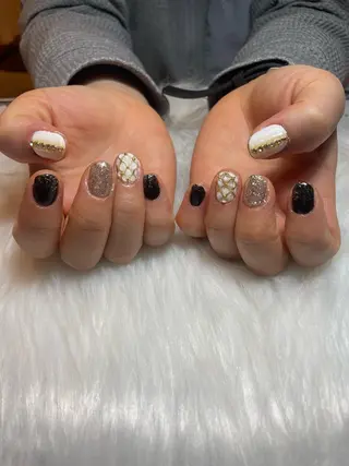 ネイル 大袋駅東口徒歩2分 alivioのネイルデザイン