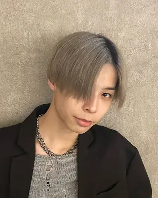 ショート こだわりハイトーン/ ケアブリーチ/岸のヘアスタイル