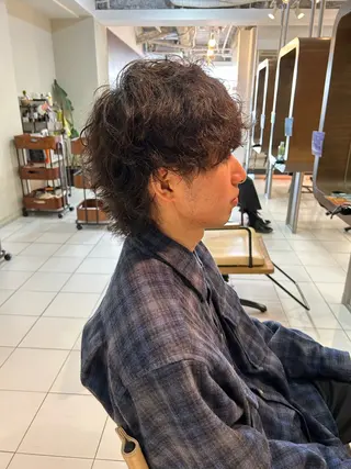 ショート パーマ メンズ ダブルカラー/ウルフ 上田　航平のヘアスタイル