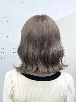 ミディアム カラー 🌈ベージュ艶髪🌈 ユウトのヘアスタイル