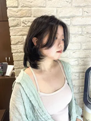 ミディアム rouge所属・アベ ミオのヘアスタイル
