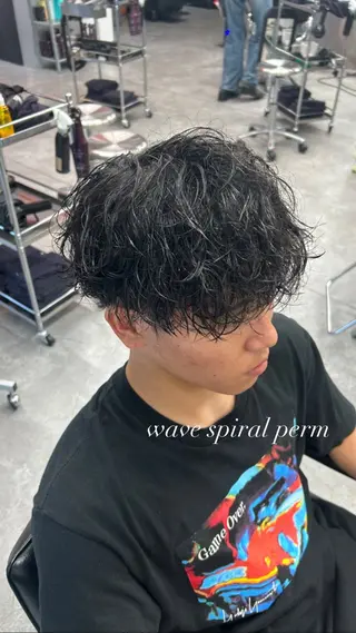 パーマ メンズ パーマ支持率No.1 ❤️🔥安成弾のヘアスタイル