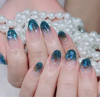 ネイル Cutil Nailsalon所属・Cutil. Nail🌈のネイルデザイン