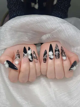 ネイル Lee Nailsのネイルデザイン