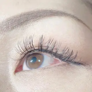 マツエク・マツパ アイラッシュサロンfleur🍀所属・🍀fleur🍀 束感/ワンホン/杉浦のマツエク・マツパデザイン