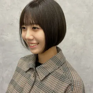 ショート NUMBER_ ユイナのヘアスタイル