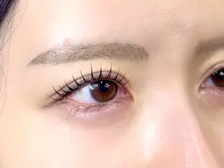 マツエク・マツパ Ravicils【ラヴィシル】所属・宮永あゆ まつげパーマ/美眉のマツエク・マツパデザイン