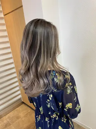 セミロング 髪質改善/ ブリーチ/中尾のヘアスタイル