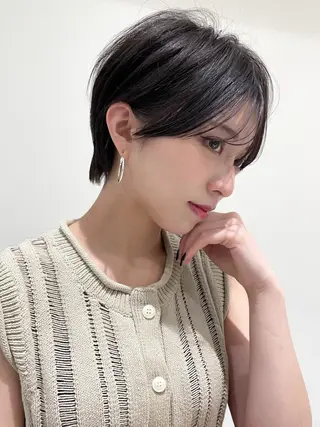 ショート 岡本雅也 ショートボブレイヤーのヘアスタイル