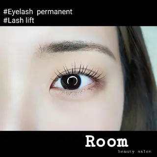 マツエク・マツパ Room beautysalon所属・Room   〔 YUI 〕のマツエク・マツパデザイン