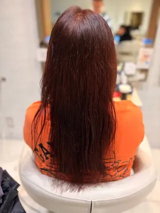 ロング カラー 透明感、艶カラー✨新 規様クーポン有西澤駿のヘアスタイル