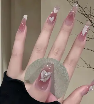 ネイル LEDアイラッシュ ∩_∩アオイのマツエク・マツパデザイン