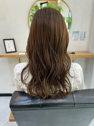 セミロング カラー 高梨 菜々のヘアスタイル
