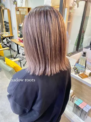 カラー 透けるベージュ/ 艶カラー♡のヘアスタイル