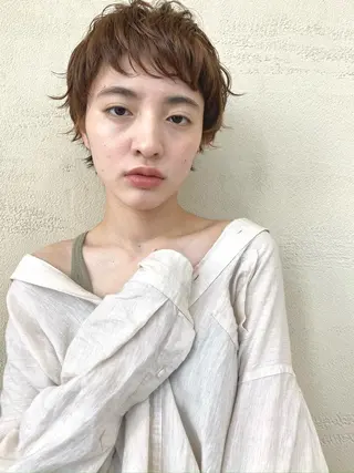 ショート カラー パーマ AND THE BRICKS所属・AND THE BRICKS北川珠紀の眉毛・アイブロウイメージ